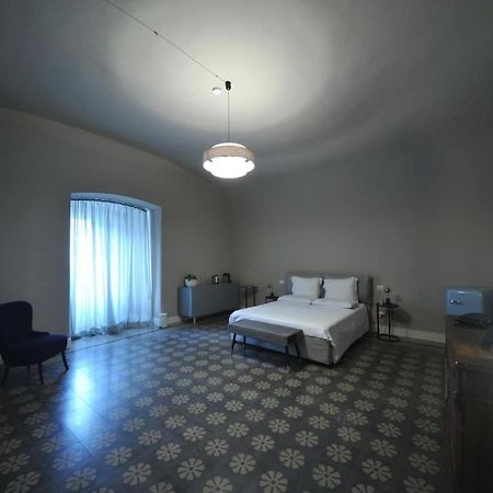 Palazzo Ietri Corso Vittorio Emanuele Rooms Бари Екстериор снимка