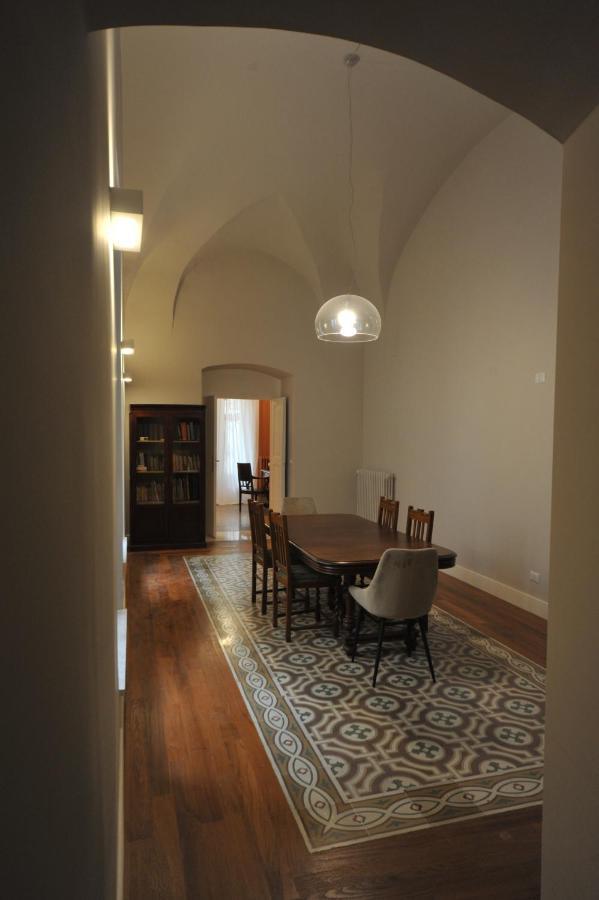Palazzo Ietri Corso Vittorio Emanuele Rooms Бари Екстериор снимка