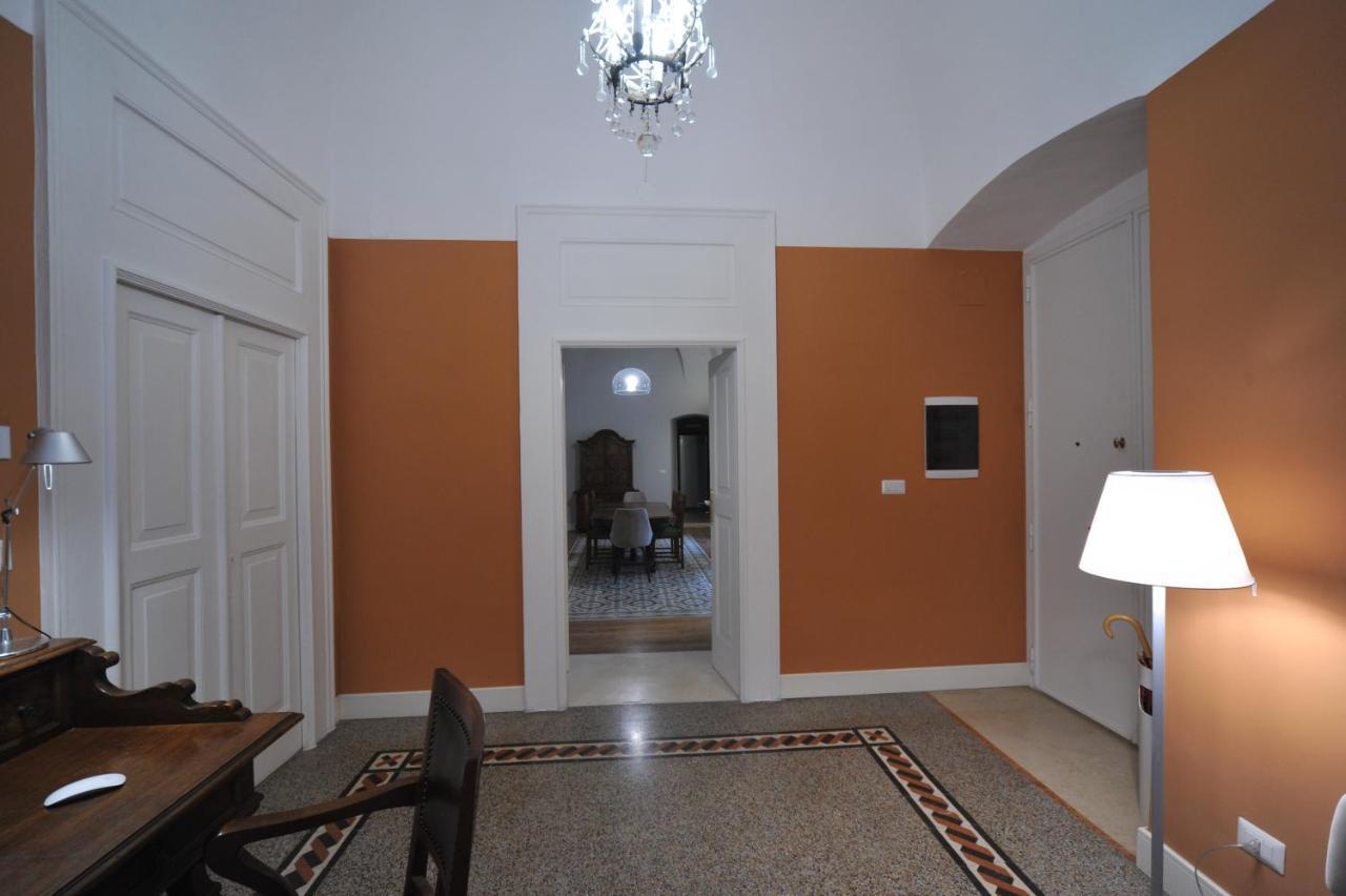 Palazzo Ietri Corso Vittorio Emanuele Rooms Бари Екстериор снимка