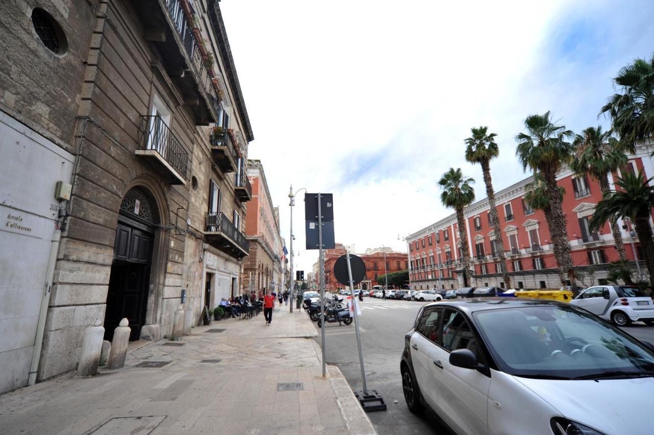 Palazzo Ietri Corso Vittorio Emanuele Rooms Бари Екстериор снимка